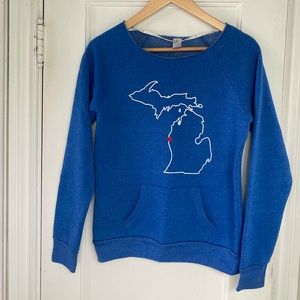 Michigan sweatshirt size small